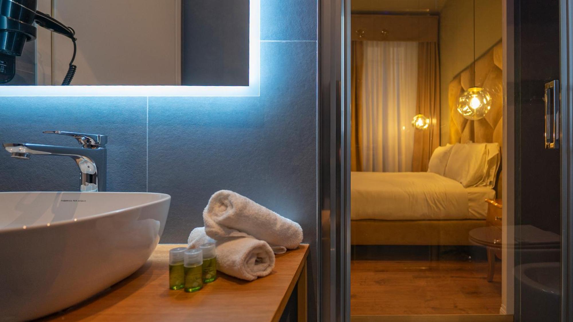 Navona Comfort Rooms Рим Екстериор снимка